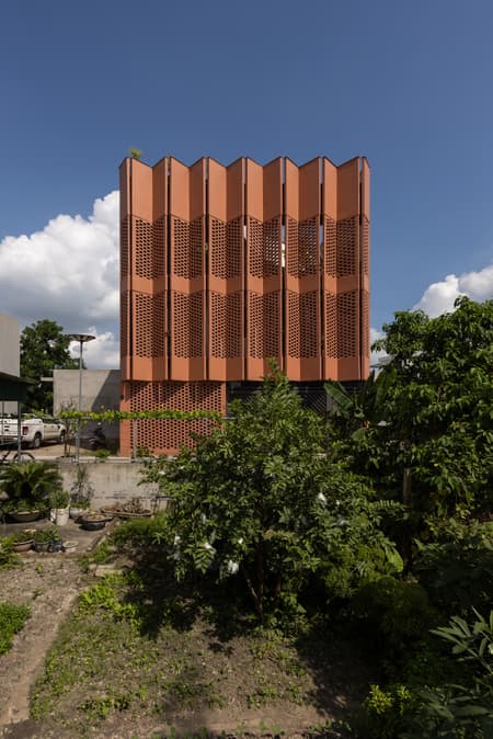 CUBE (Creative Usage of Bricks & Earth)